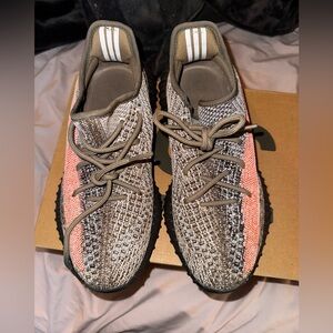 Yeezy 350 “ash stone” size 7.5